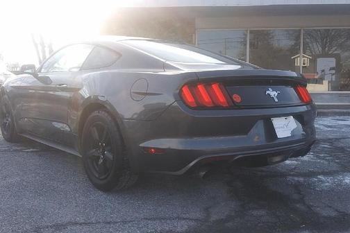 2015 Ford Mustang V6