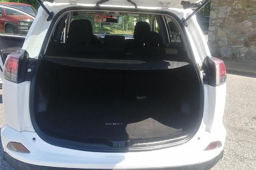 White 2016 Toyota RAV4 LE