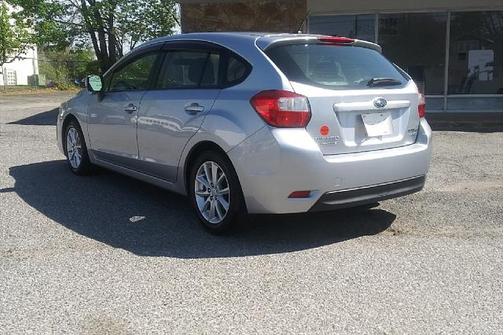 2013 Subaru Impreza 2.0i Premium