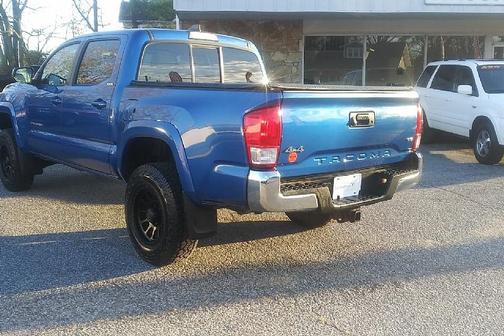 2016 Toyota Tacoma SR5