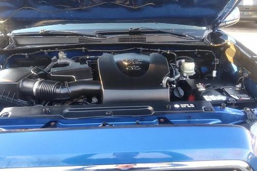 2016 Toyota Tacoma SR5