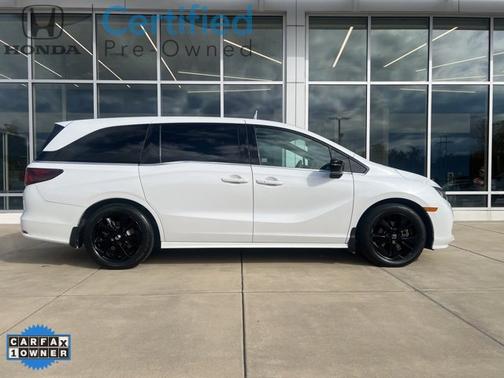 2023 Honda Odyssey 