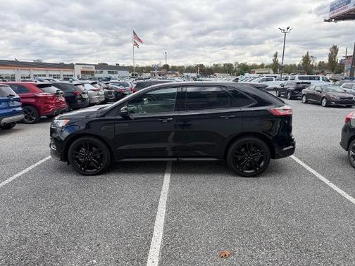 2024 Ford Edge ST