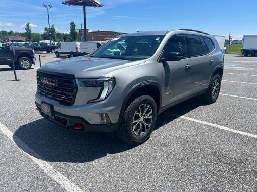 2024 GMC Acadia AT4