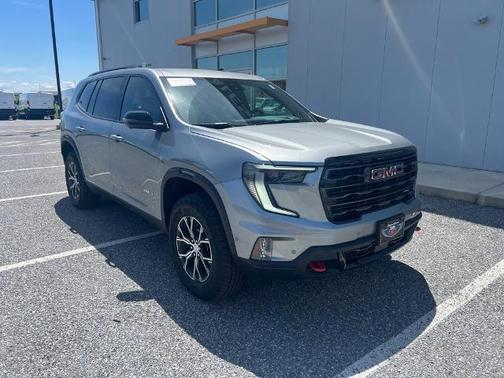 2024 GMC Acadia AT4