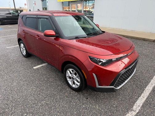 Mars Orange 2025 Kia Soul LX