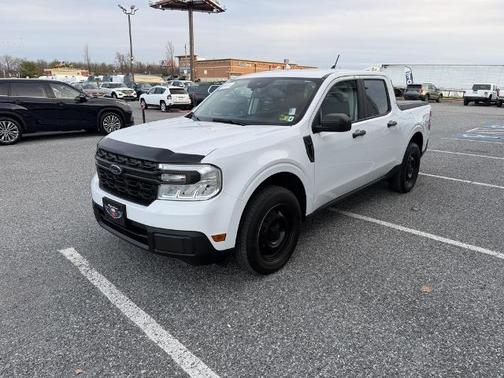 2024 Ford Maverick XL