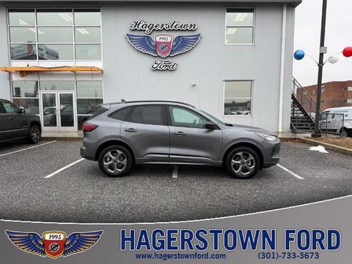 2024 Ford Escape ST-LINE