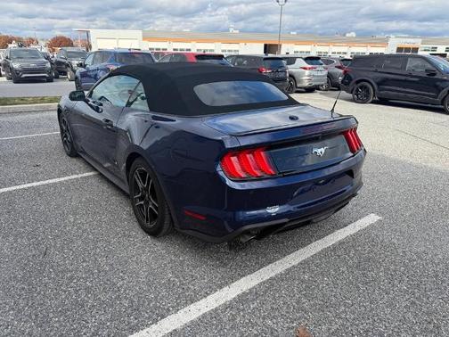 2020 Ford Mustang ECOBOOST PREMIUM