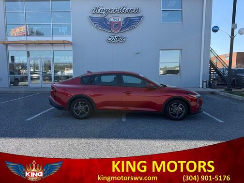 Currant Red 2025 Kia K4