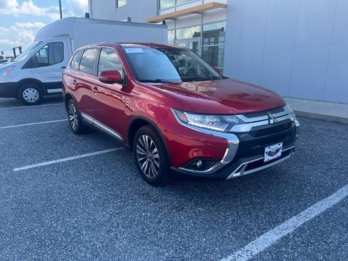 2020 Mitsubishi Outlander SE