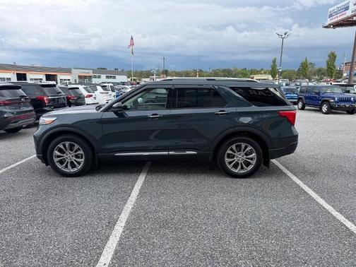 2022 Ford Explorer LIMITED