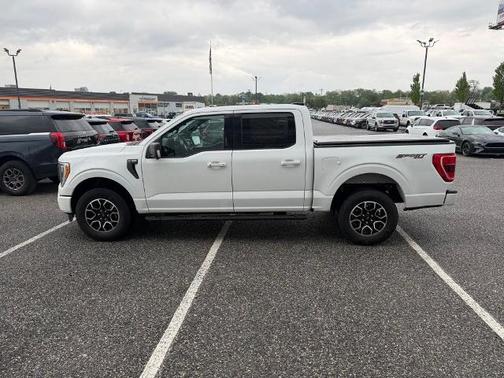 OXFORD WHITE 2023 Ford F-150 XLT