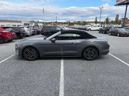 2021 Ford Mustang ECOBOOST PREMIUM