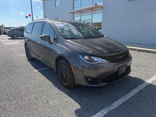 2020 Chrysler Pacifica LAUNCH EDITION