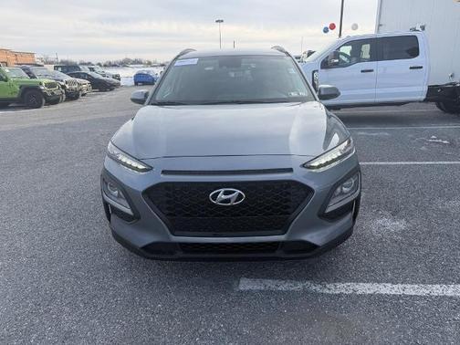 2021 Hyundai KONA SEL