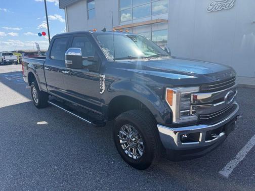 Blue 2019 Ford F-250 Lariat