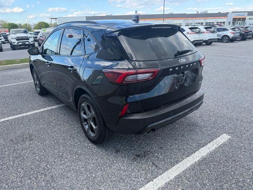 Black Metallic 2025 Ford Escape ST-Line