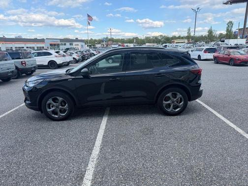 Black Metallic 2025 Ford Escape ST-Line