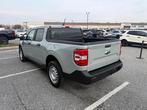 2024 Ford Maverick XL