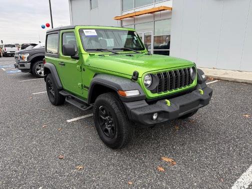 2025 Jeep Wrangler SPORT