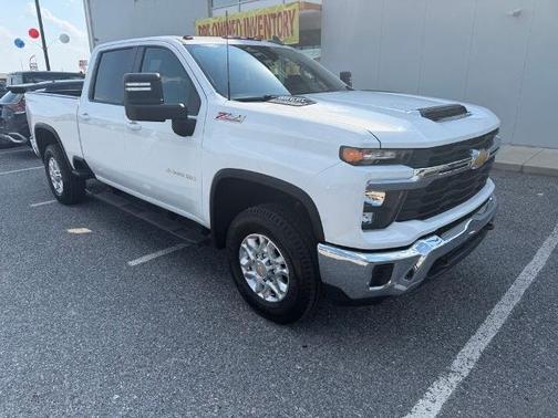 Summit White 2024 Chevrolet Silverado 2500 LT