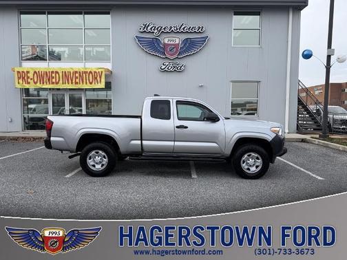 2019 Toyota Tacoma SR