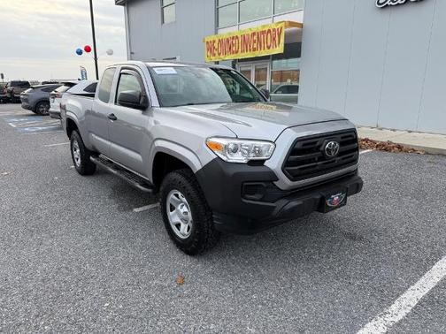 2019 Toyota Tacoma SR