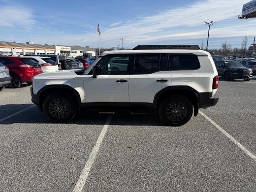 2024 Toyota Land Cruiser BASE