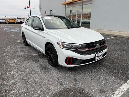 2023 Volkswagen Jetta 2.0T AUTOBAHN