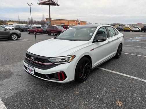 2023 Volkswagen Jetta 2.0T AUTOBAHN