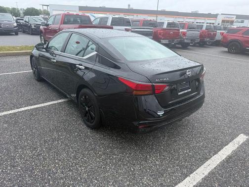 Black 2023 Nissan Altima 2.5 S