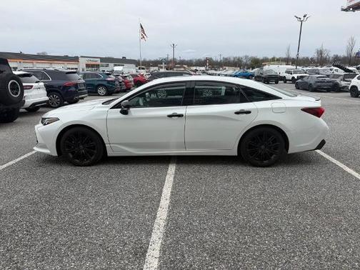 2022 Toyota Avalon XSE NIGHTSHADE