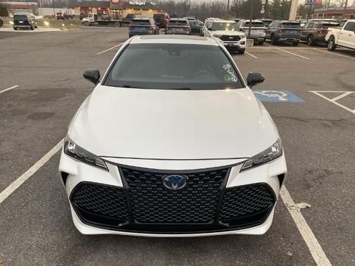 2022 Toyota Avalon XSE NIGHTSHADE