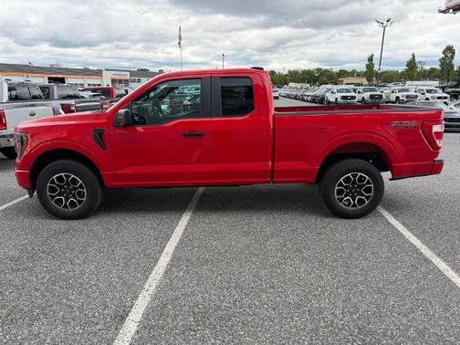 RACE RED 2023 Ford F-150 XL