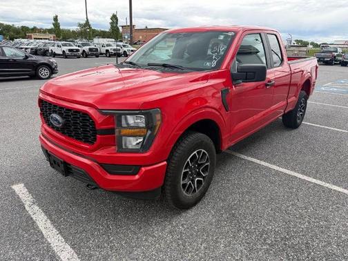 RACE RED 2023 Ford F-150 XL