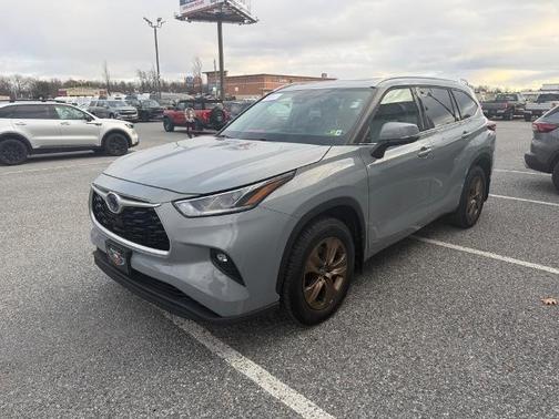 2022 Toyota Highlander BRONZE EDITION