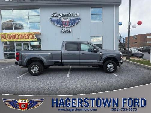 CARBONIZED GRAY 2024 Ford F-350 LARIAT SUPER DUTY