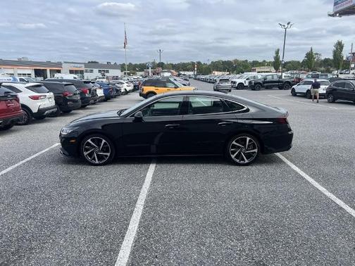 2022 Hyundai SONATA SEL PLUS