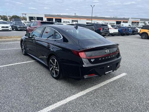 2022 Hyundai SONATA SEL PLUS