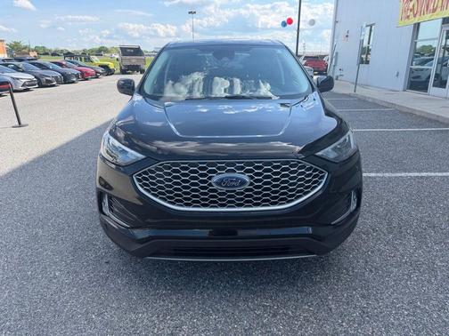 Black Metallic 2023 Ford Edge SEL