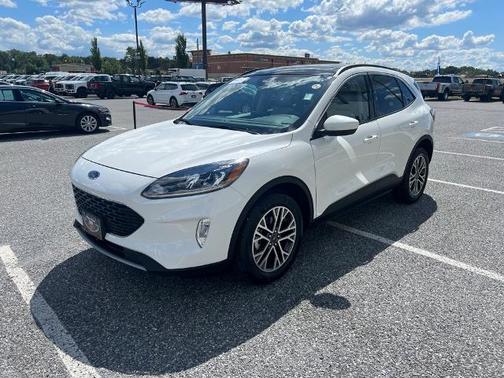 2020 Ford Escape SEL