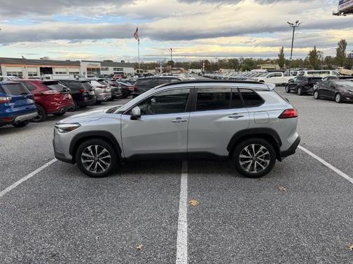 2023 Toyota Corolla Cross XLE