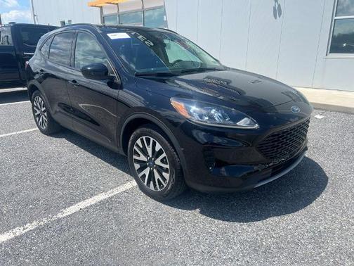 2020 Ford Escape SE SPORT