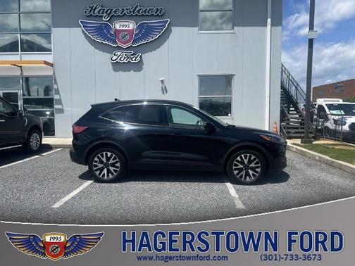 2020 Ford Escape SE SPORT