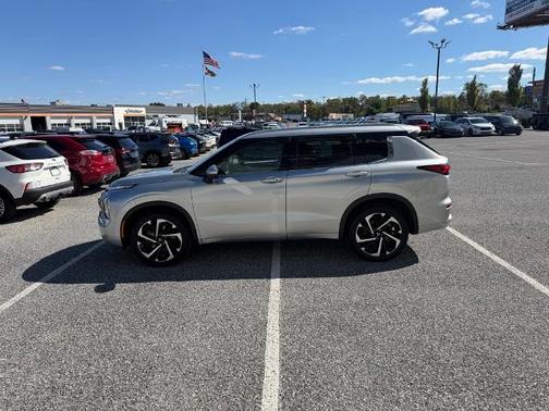 2022 Mitsubishi Outlander SEL