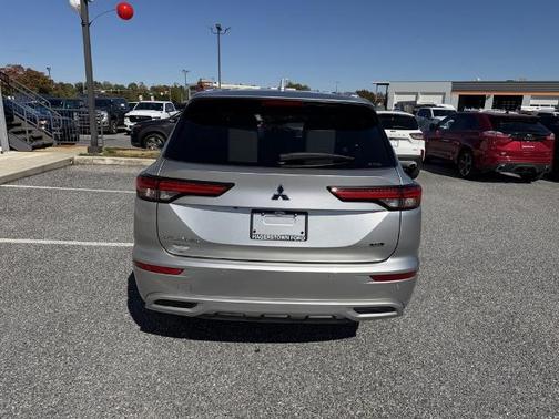 2022 Mitsubishi Outlander SEL