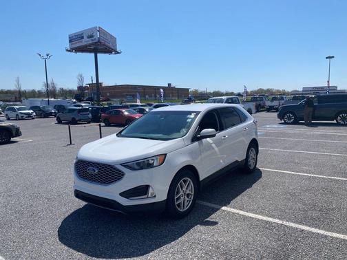 Oxford White 2023 Ford Edge SEL