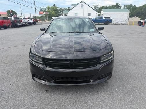 Pitch Black Clearcoat 2016 Dodge Charger SE