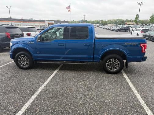 LIGHTNING BLUE 2017 Ford F-150 XLT